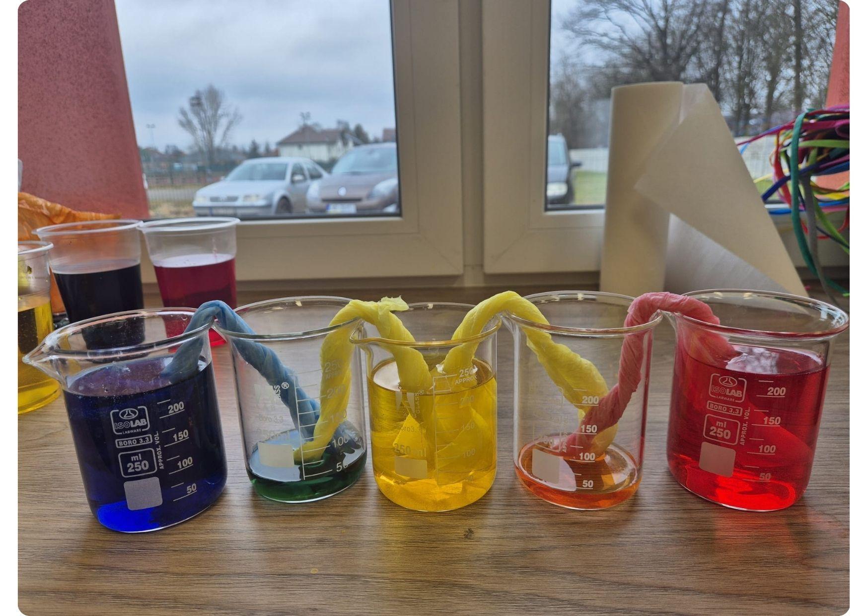 Warsztaty naukowe dla klas 1-3 b.jpg